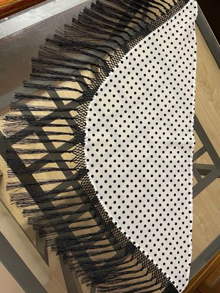 Mantoncillo flamenca para niña