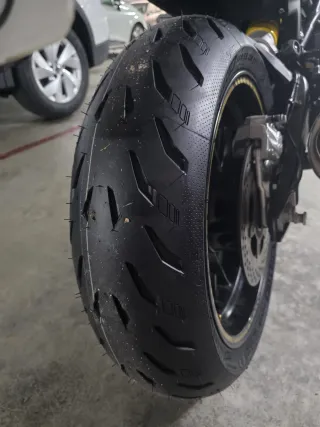 Benelli Leoncino 800 A2