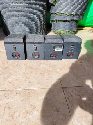 4 altavoces Dolmy atmos