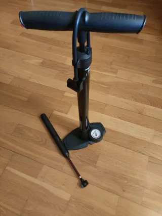 Bomba hichar bicicleta