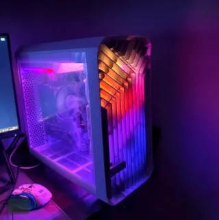 PC GAMING ALTA GAMA Ryzen 7 7700 + RTX 4070 1 32GB