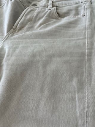 Pantalón croped mini flare elástico beige