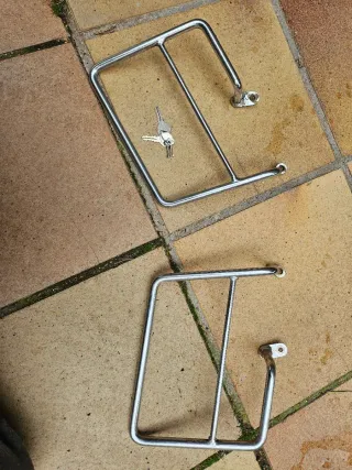 Alforjas de cuero para moto