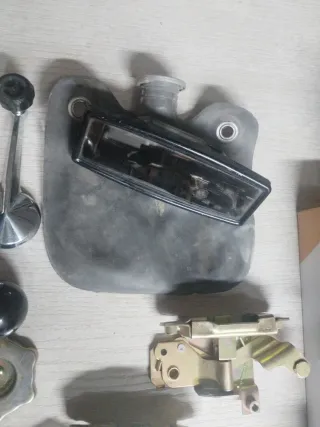 Lote piezas Seat 600