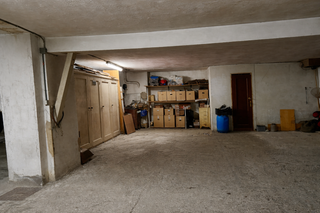 AMPLIO Y LUMINOSO PISO CON GARAJE EN URBANIZACIÓN