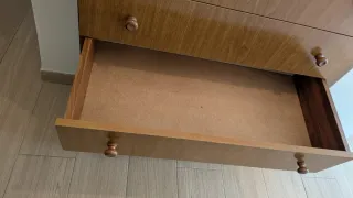 Cómoda de madera. Solo recogida