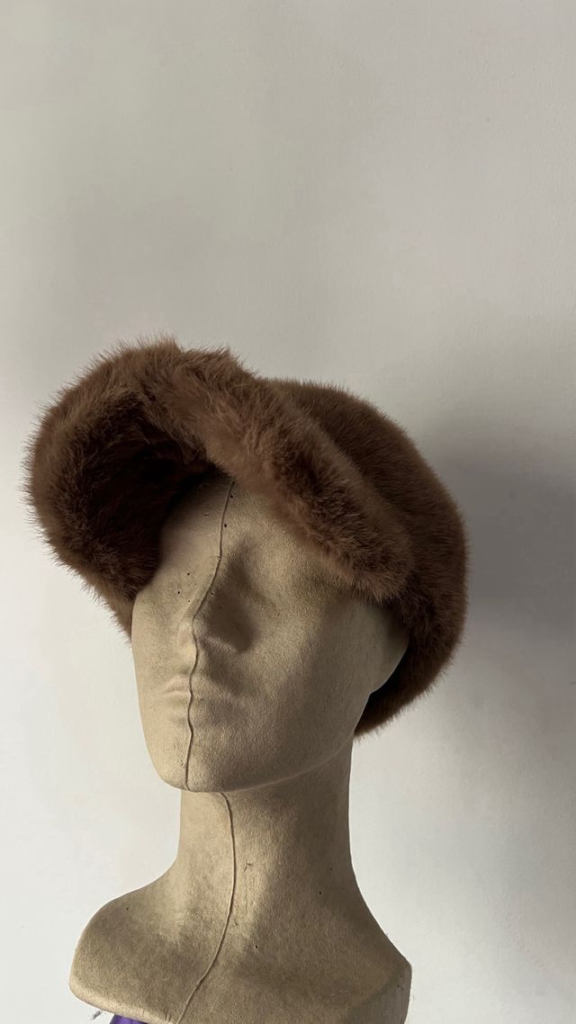 Gorra Pelo Vintage Y2K Marrón