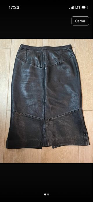 Falda cuero verdadero peleteria, midi, talla S