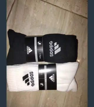 12 pares x 15€ Calcetines altos