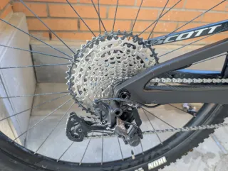 Vendo Scott SPARK rc team 29 TALLA L CARBONO