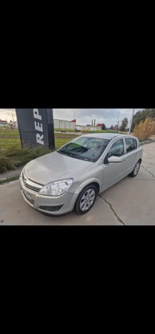 Opel Astra 2008