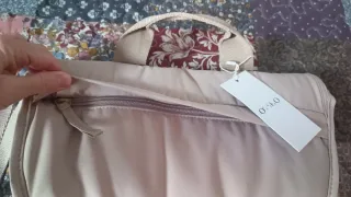 Bolso cambiador para bebé OYSHO sin estrenar,beige