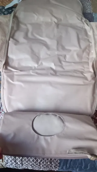 Bolso cambiador para bebé OYSHO sin estrenar,beige