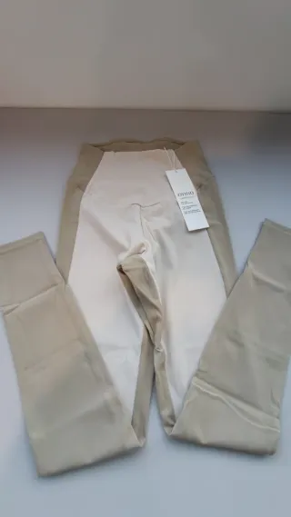 Bolso cambiador para bebé OYSHO sin estrenar,beige