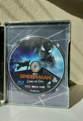 Spider-Man: lejos de casa (BD 3D + 2 BD + libreto)