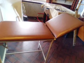 Lettino ambulatorio/massaggi marrone