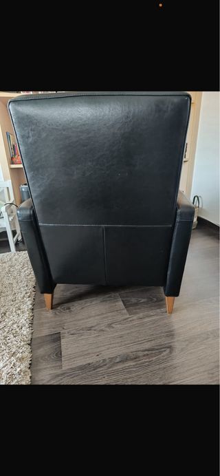 SILLÓN DE PIEL EN PERFECTO ESTADO