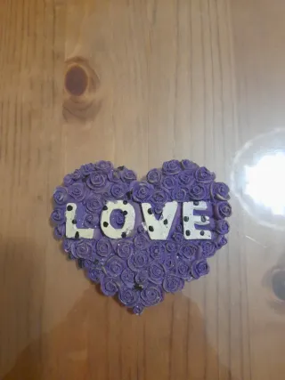 Calmita Corazón Flores Moradas LOVE