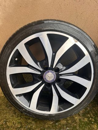 Llantas Mercedes-Benz