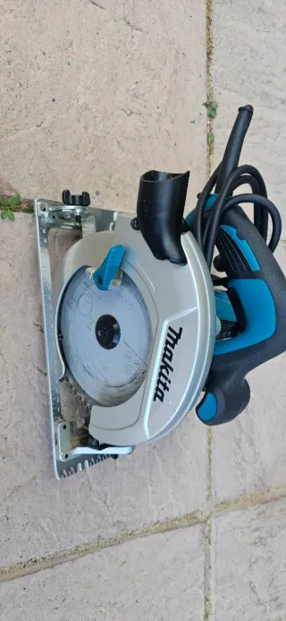 Sierra Circular Makita HS7601 190mm