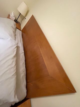 Dormitorio 135. Se escuchan ofertas.