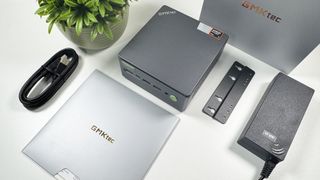 MINI PC GMKTEC M7 ULTRA RYZEN 7 PRO