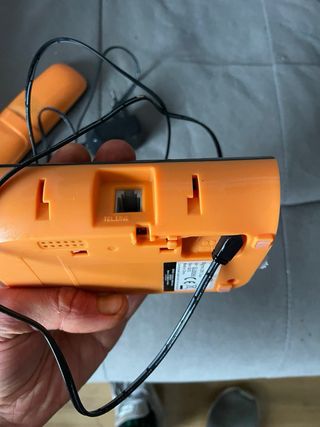 Telefono inalambrico alcatel con base y toma