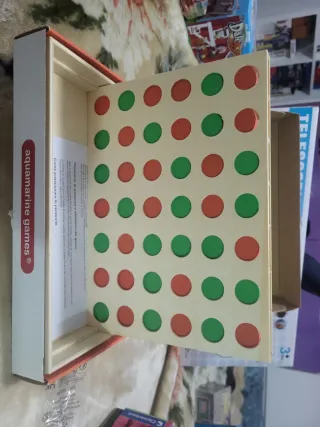 Juego de mesa Consigue 4 Sostenible