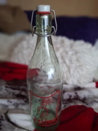 Botellas gaseosa antiguas.