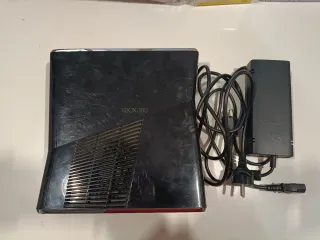 Xbox 360 con fuente de alimentación mando 6 juegos