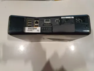 Xbox 360 con fuente de alimentación mando 6 juegos