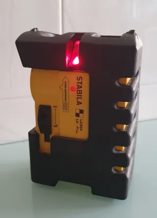Nivel Láser STABILA LA-PL con maletín y accesorios