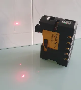 Nivel Láser STABILA LA-PL con maletín y accesorios