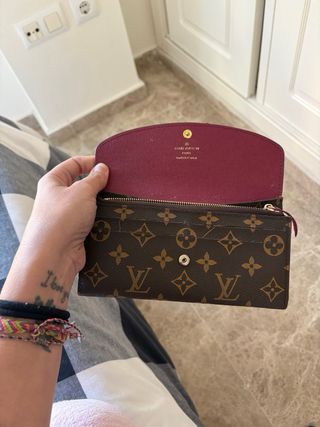 Cartera NO Louis Vuitton