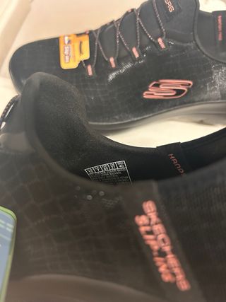 Skechers nuevo con etiqueta - Talla 40