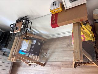 Tavolo in vetro per studio o ufficio