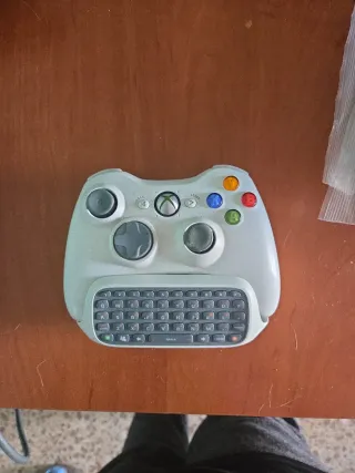 Xbox 360 con accesorios.. NO AGO ENVIOS