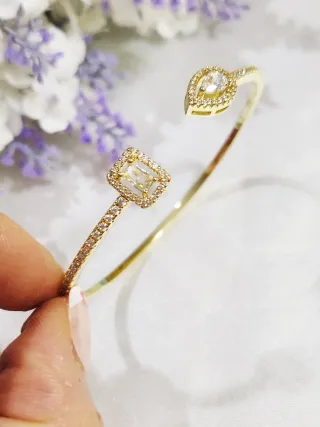 Brazalete Tipo Gota Giratoria chapado en oro 18k