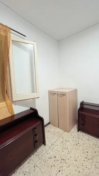 Habitación para persona sola en alquiler