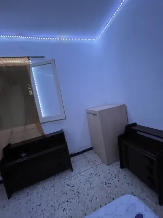 Habitación para persona sola en alquiler