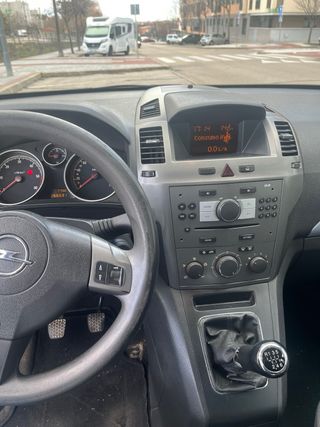 Opel Zafira 2008