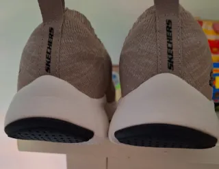 Zapatilla hombre talla 41.