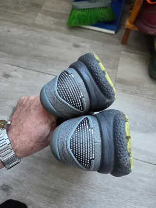 Zapatillas Brooks Ghost 16 talla 45