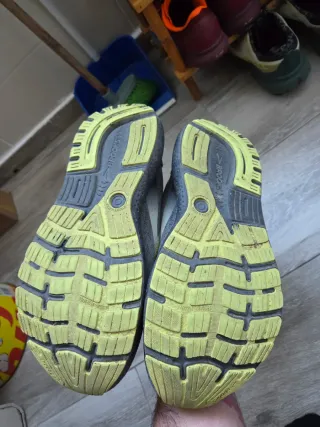 Zapatillas Brooks Ghost 16 talla 45