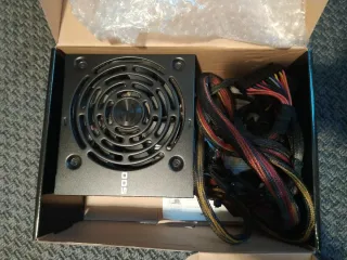 Fuente de Alimentación EVGA 500W