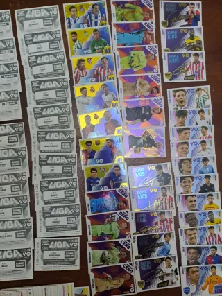Lote 230 Cromos Liga Este 25-26 Sin Repetir