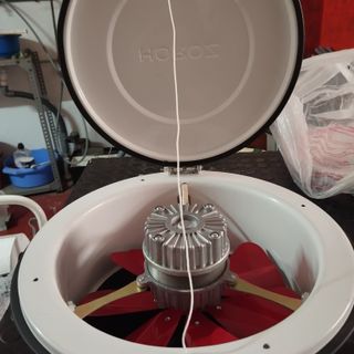 Ventilador con regulador para nave, baño, granja