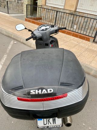 Honda Scooter 125cc negra – ITV hasta 06/2027