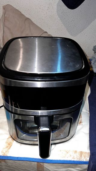 Se vende freidora muy poco uso , esta casi nueva