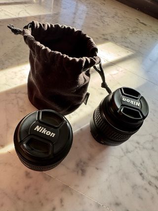 Nikon D5200 + 3 objetivos + 2 baterías + bolso